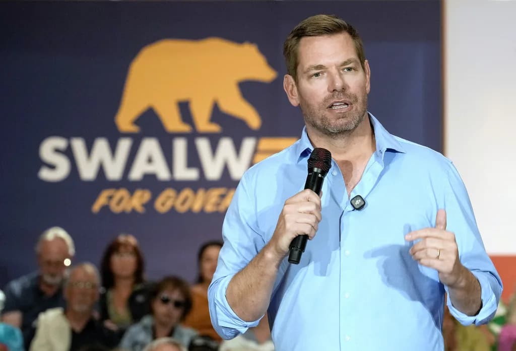 CNN: More Than a Dozen Women Allege Eric Swalwell Sent Explicit Snapchats, Including Masturbation Videos