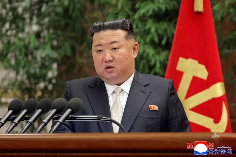 Kim Inspects New 155mm Howitzer With 60 km Range That Could Reach Seoul
