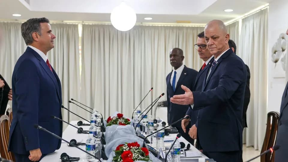 CIA Director John Ratcliffe Visits Havana as Cuba’s Energy Crisis Deepens; U.S. Offers $100M and Starlink