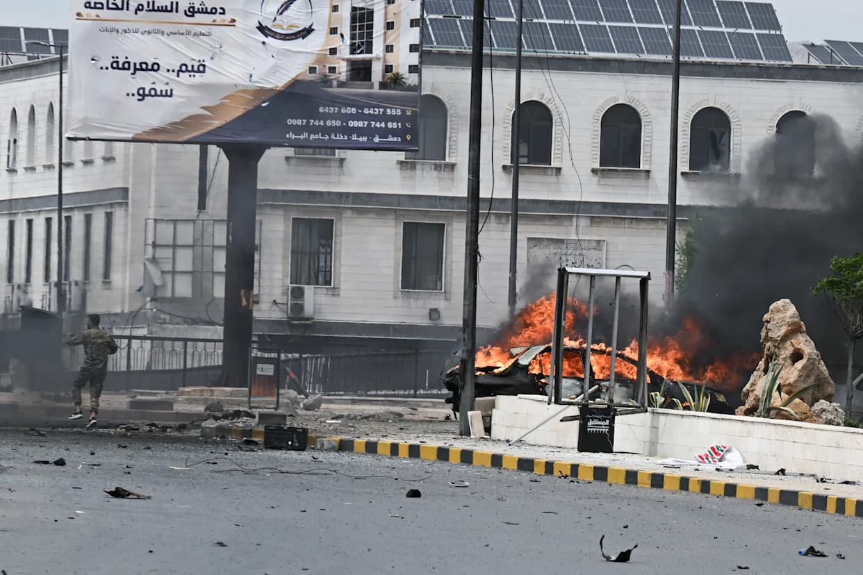 Car Bomb Near Syrian Defence Ministry Kills Soldier, Wounds 21 in Damascus