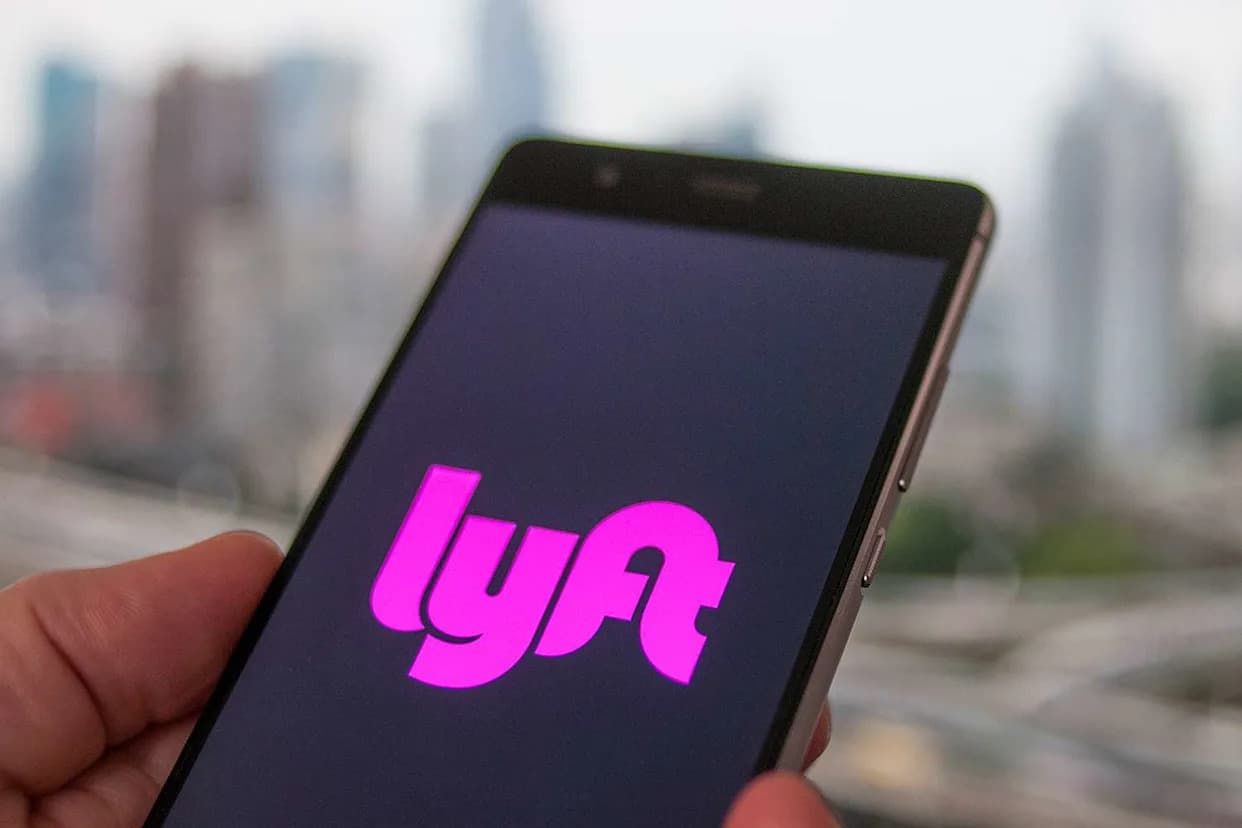 Florida Father Says Lyft Driver Used AI-Generated Photo To Try Charging $75 Damage Fee — Driver Removed