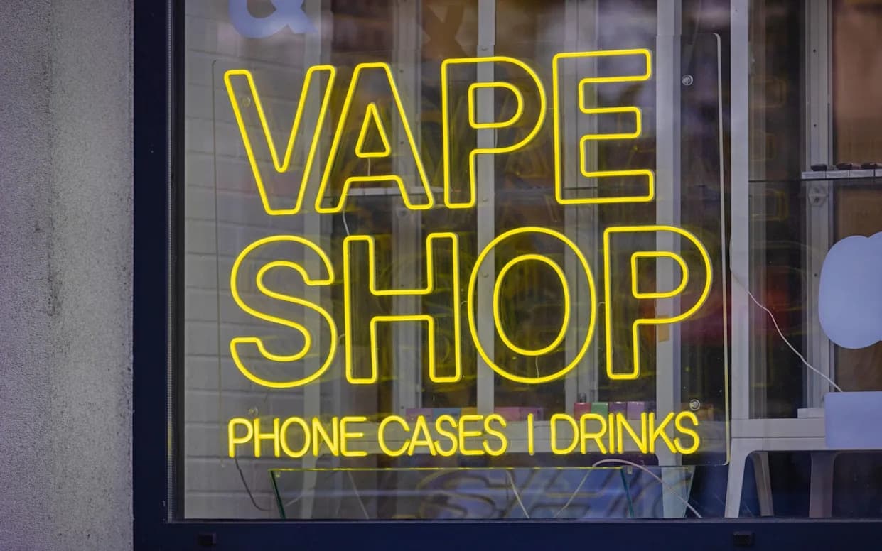 One in Three Vapers Still Using Illegal Disposable Devices Despite UK Ban