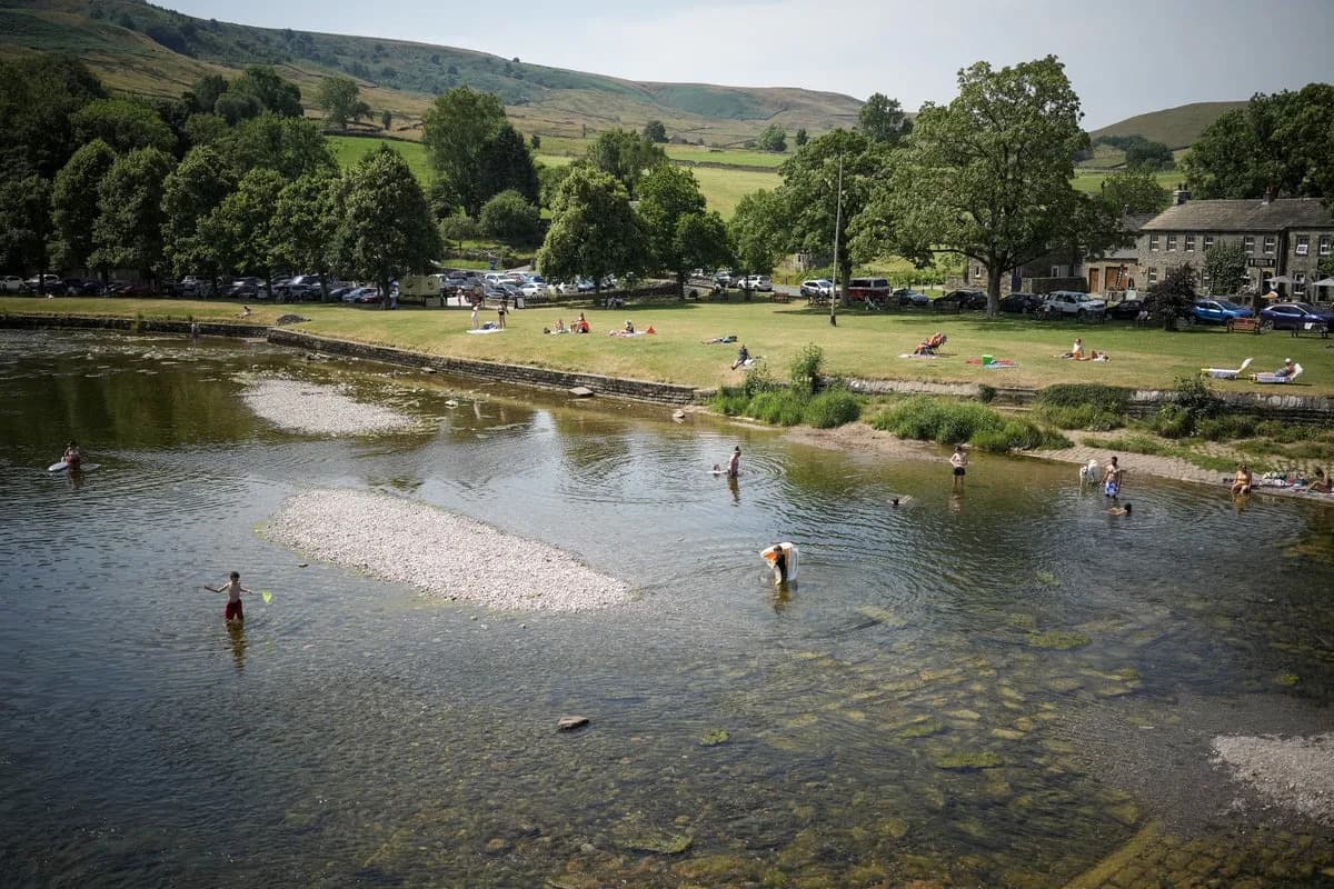 13-Year-Old Girl Dies After Rescue From River Wharfe Near Burnsall