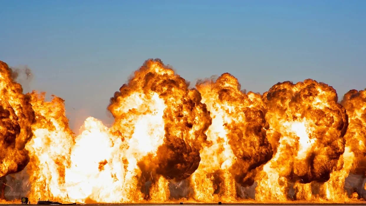 Meteor Explodes Off Massachusetts — Blast Equivalent to ~300 Tons of TNT Rocks Coast