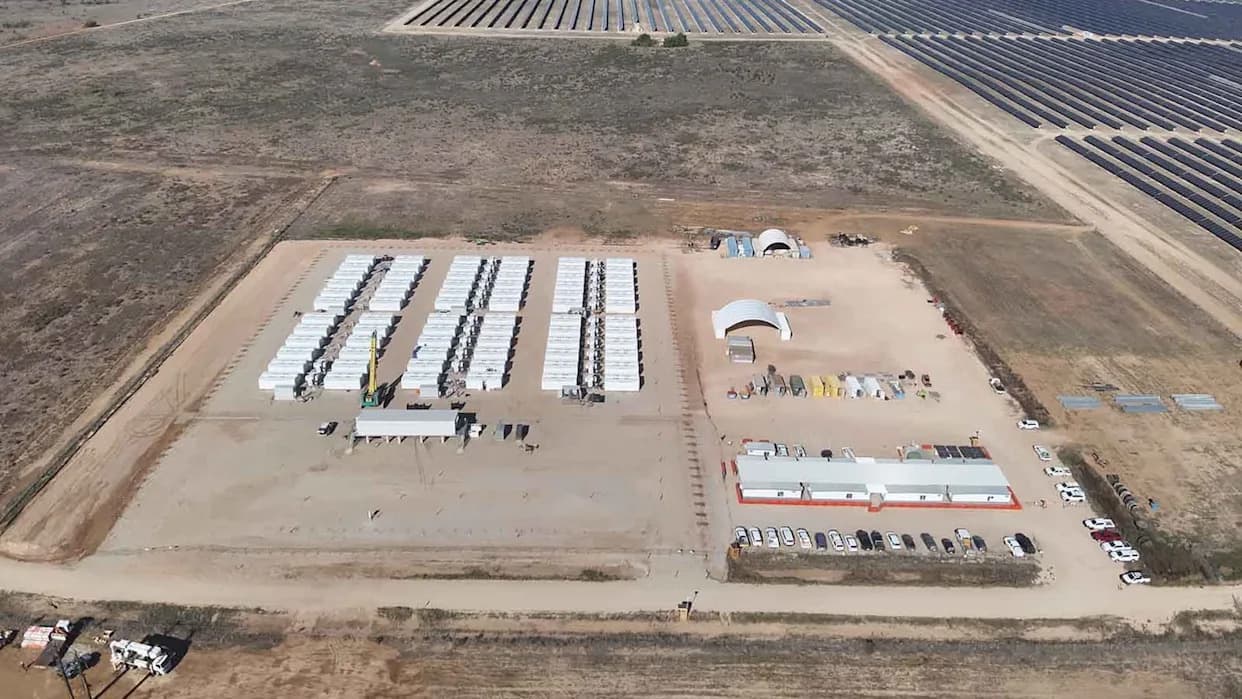 Australia Approves First 8‑Hour Battery: 144 Tesla Megapacks to Power Limondale Solar Hub