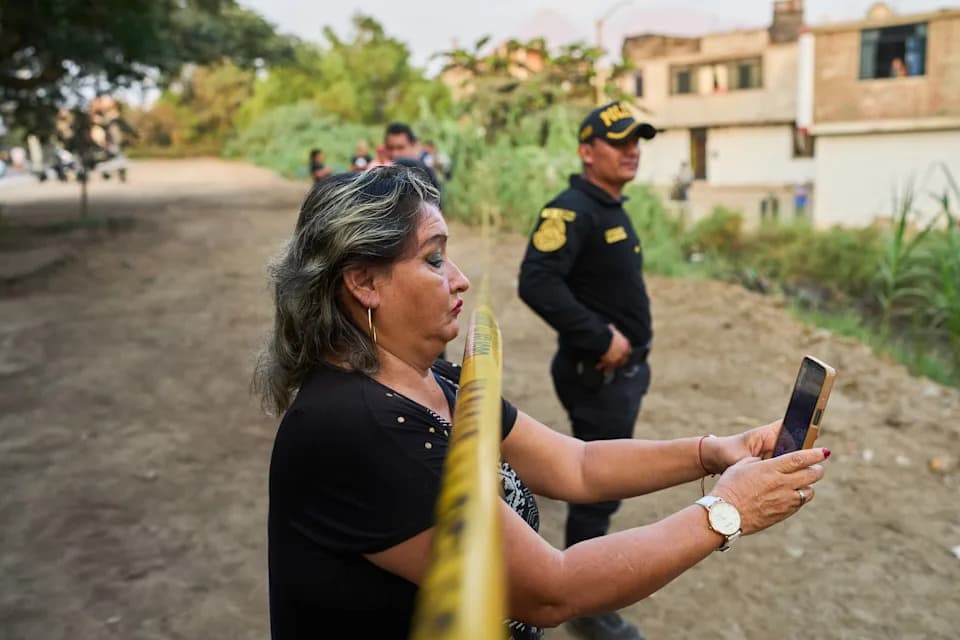 Violence and Extortion Shadow Peru’s Runoff as Illegal Gold Fuels Gang Power