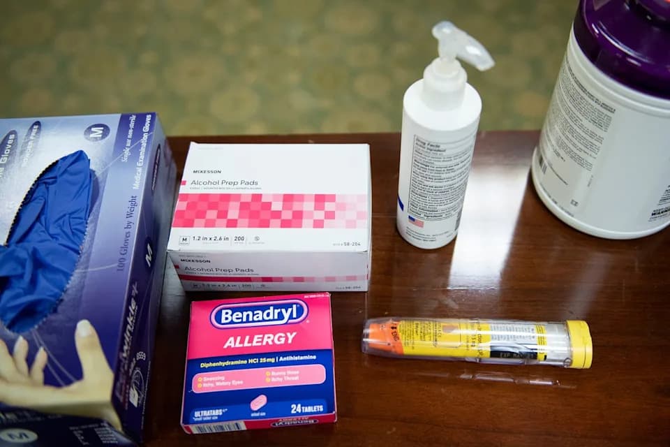 Five Children Hospitalized in San Diego After Viral 'Benadryl Challenge' — Officials Warn of Life‑Threatening Risks