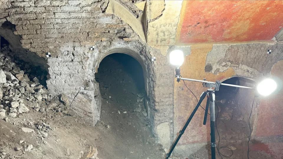 Rome Students Unearth 1,800-Year-Old Luxury Roman House Beneath High School Gym