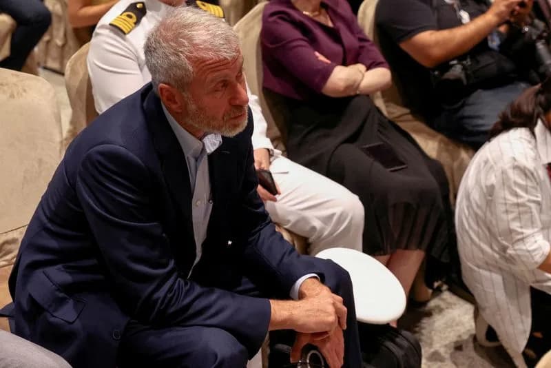 Abramovich Met Zelenskiy In Kyiv Offering To Relay Message To Putin — Zelenskiy Vows Not To Cede Donbas