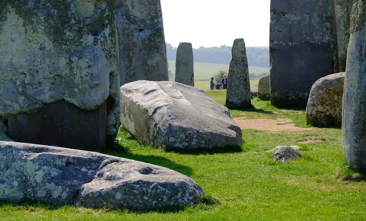 Stonehenge Altar Stone Likely Hauled 430 Miles By People — Not Glaciers