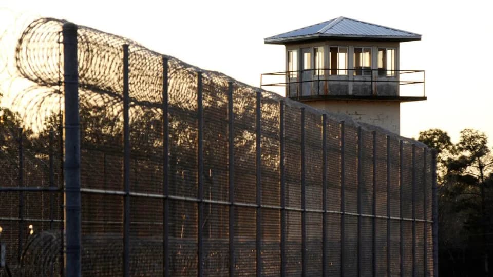 Despite Jury's 7-5 Life Recommendation, Alabama Moves Toward Jeffery Lee's Execution Amid Legal Fight