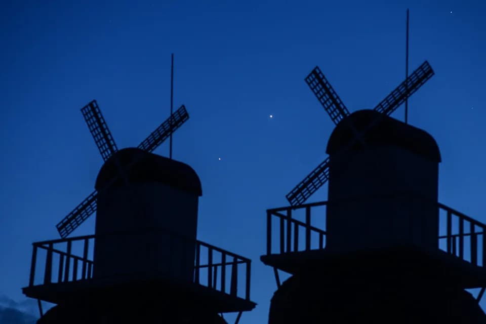 Tonight’s Planetary Parade: Venus, Jupiter and Mercury Line Up Over the West