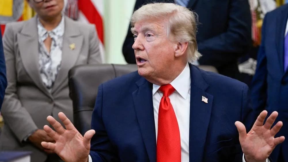 Trump Says US–Iran Peace Deal to Be Signed Sunday — Tehran, Pakistan Offer Conflicting Timelines