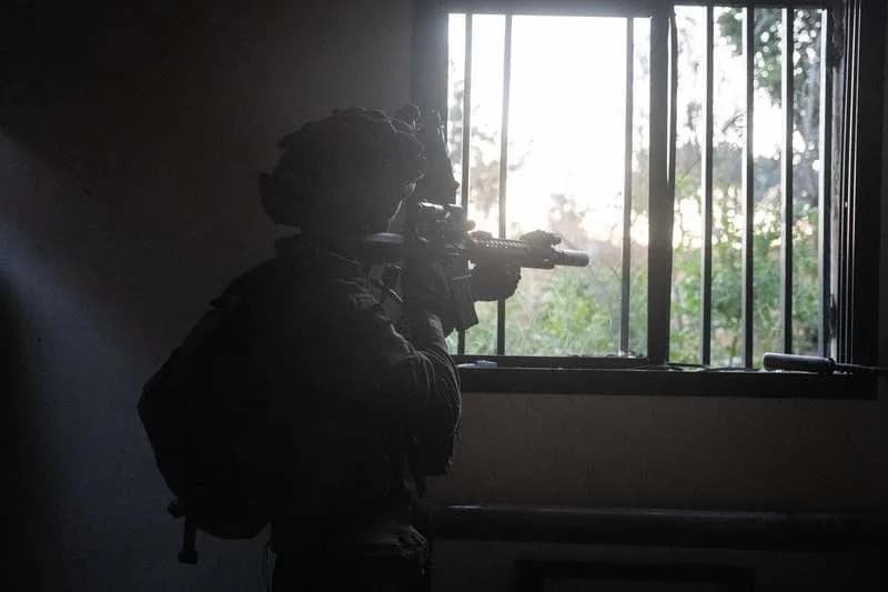 Two IDF Soldiers Wounded After Hezbollah Rocket Strike at Ali Taher Ridge in Southern Lebanon