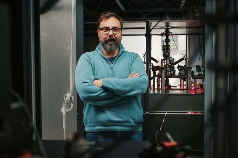 Ultracold “Mini‑Universe” Uses Entropy to Tell Time Without a Clock