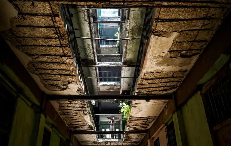Havana's Historic Homes Crumble: Families Trapped as Housing Crisis Deepens