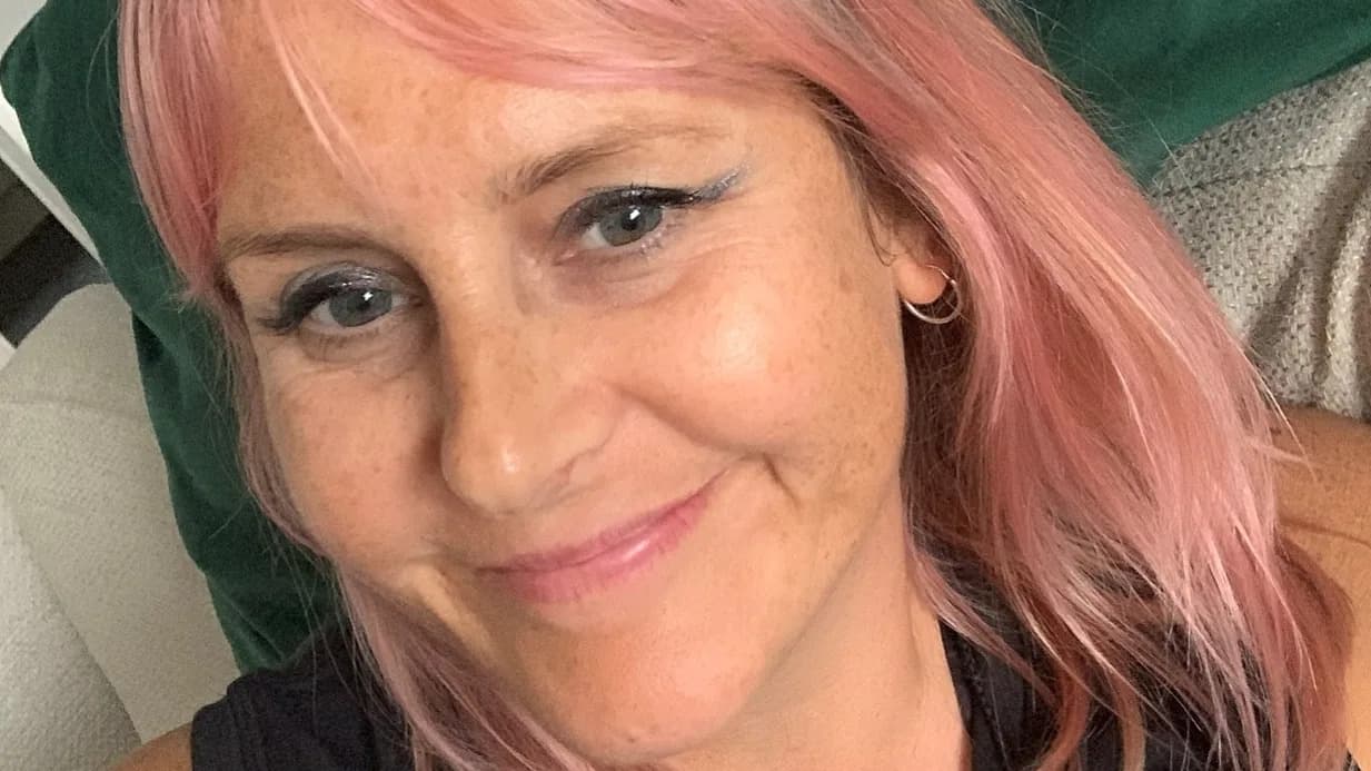 Football Bruise Turned Out To Be Myeloma — Nurse’s Warning To Get A Simple Blood Test