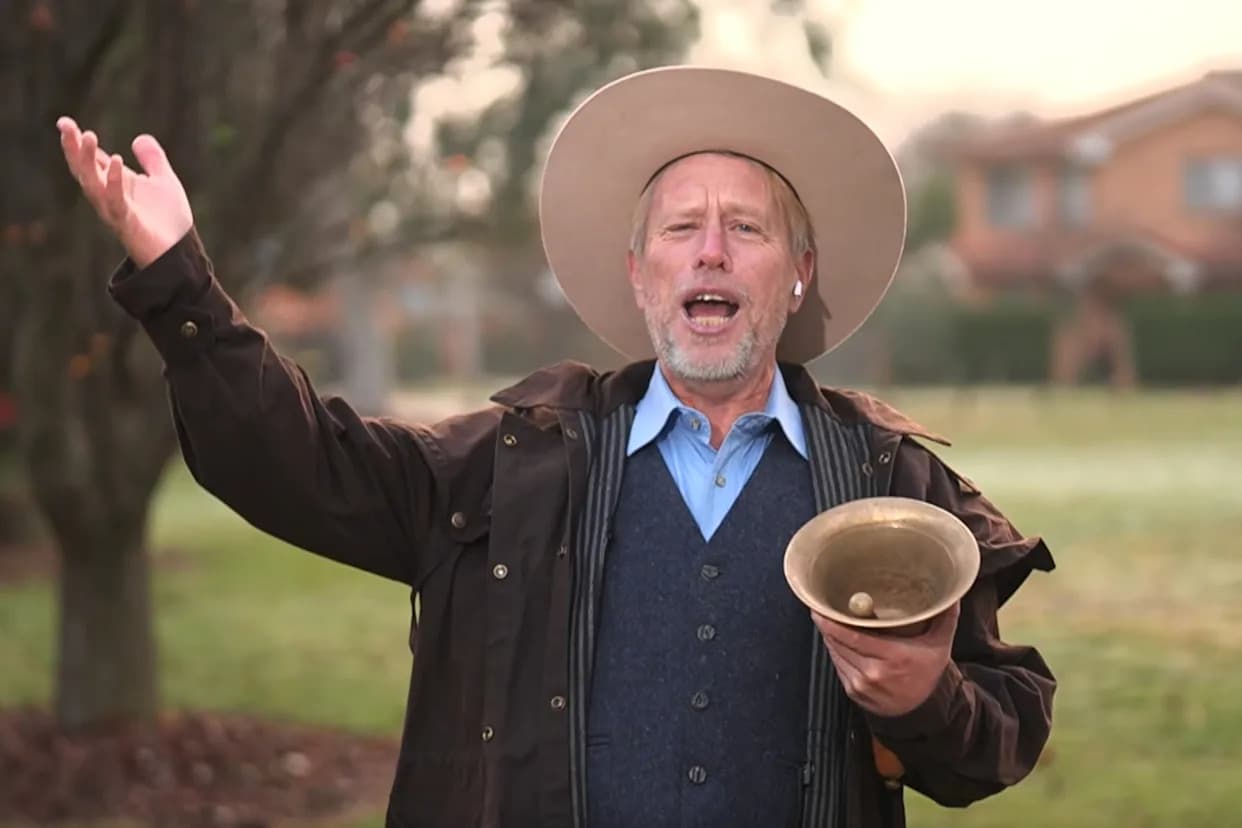 Canberra Town Crier Sets Guinness Record as World’s Loudest Person — 122.4 dB 'Now' Shout