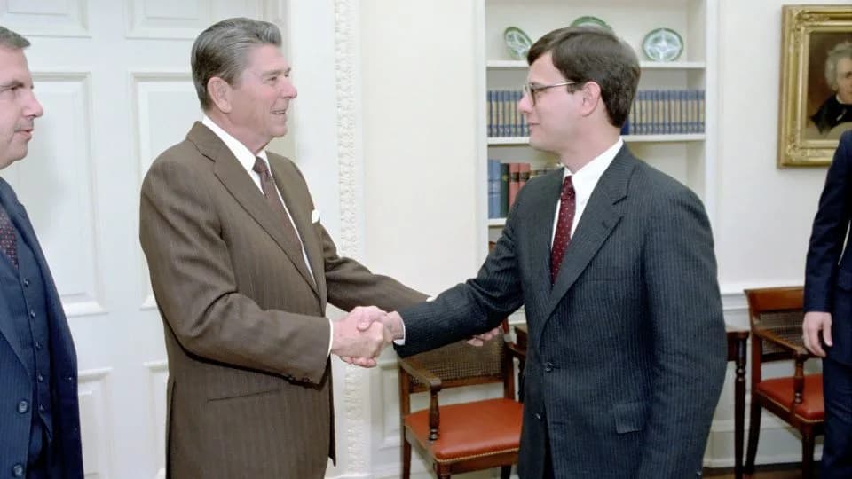 Roberts Overrules Humphrey’s Executor, Shifting Power Over Independent Agencies to the President