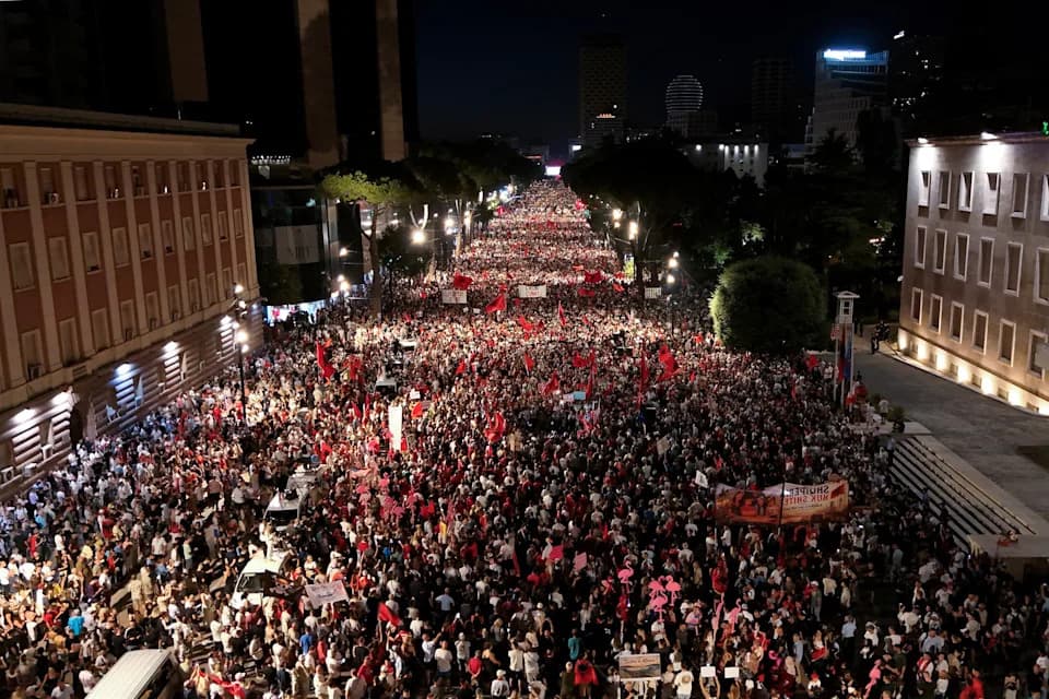‘Pink Flamingo’ Protests Enter 35th Night as Tens of Thousands Demand Edi Rama Resign