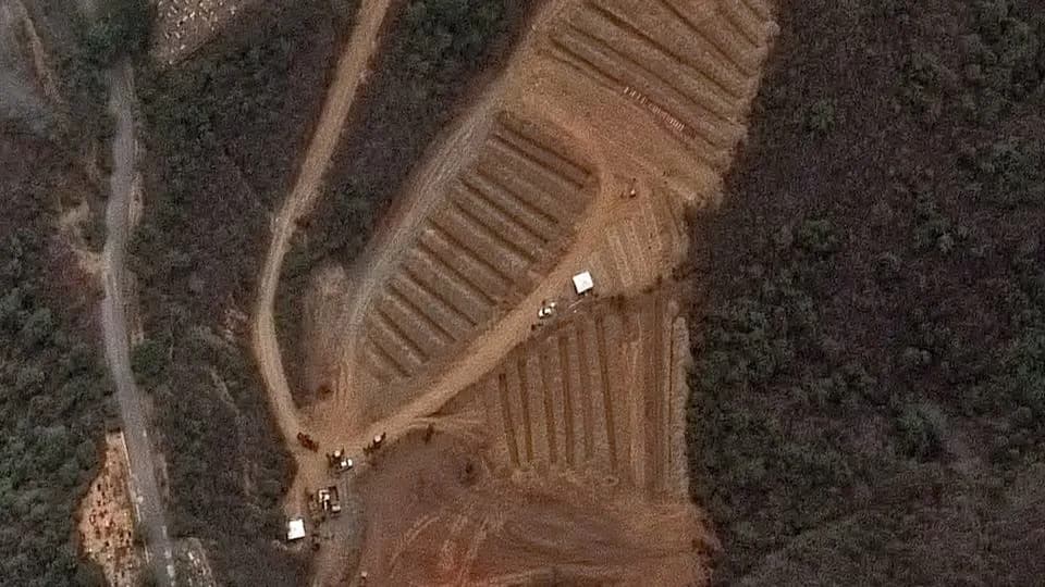 La Esperanza Cemetery Expands Graves to Bury Hundreds After Devastating Earthquakes; Many Victims Unidentified