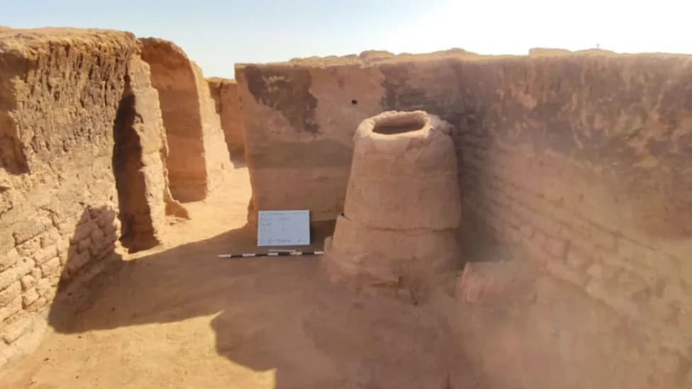 Mudbrick Byzantine City Uncovered at Egypt’s Dakhla Oasis — Archive of Greek and Coptic Texts Found