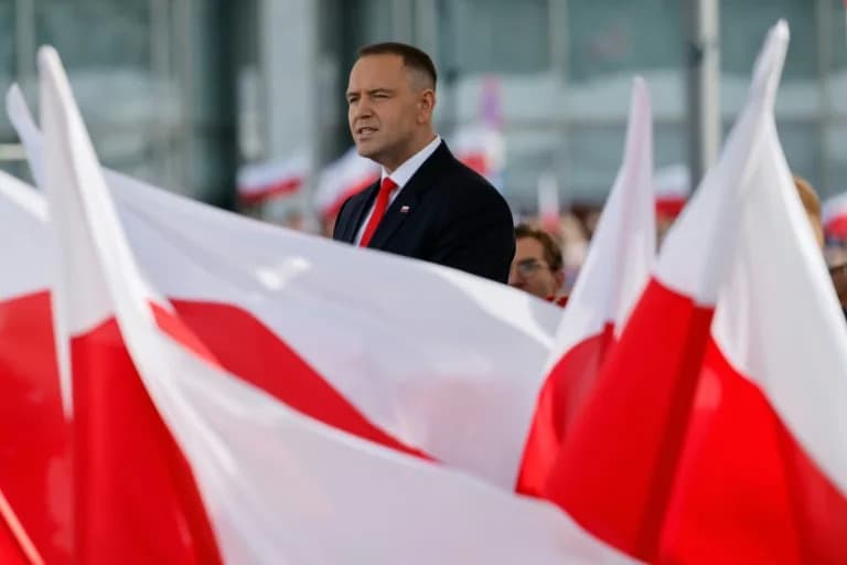 Polish President Vetoes Civil Partnerships Bill, Blocking Rights For Unmarried Couples