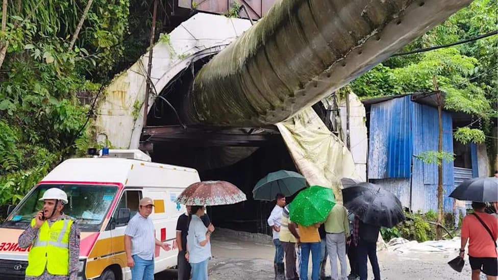Methane Blast Triggers Tunnel Collapse in Sikkim, Killing 12 Workers; 13 Still Missing