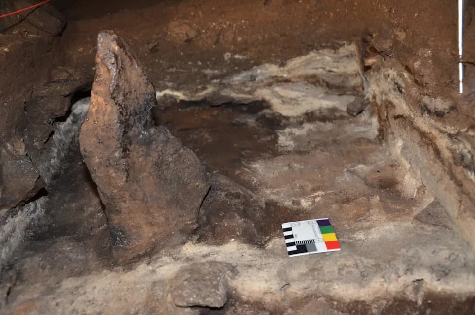 Ancient Ritual Fires: Study Shows Indigenous Australians Burned Grasses in Cloggs Cave for 25,000 Years