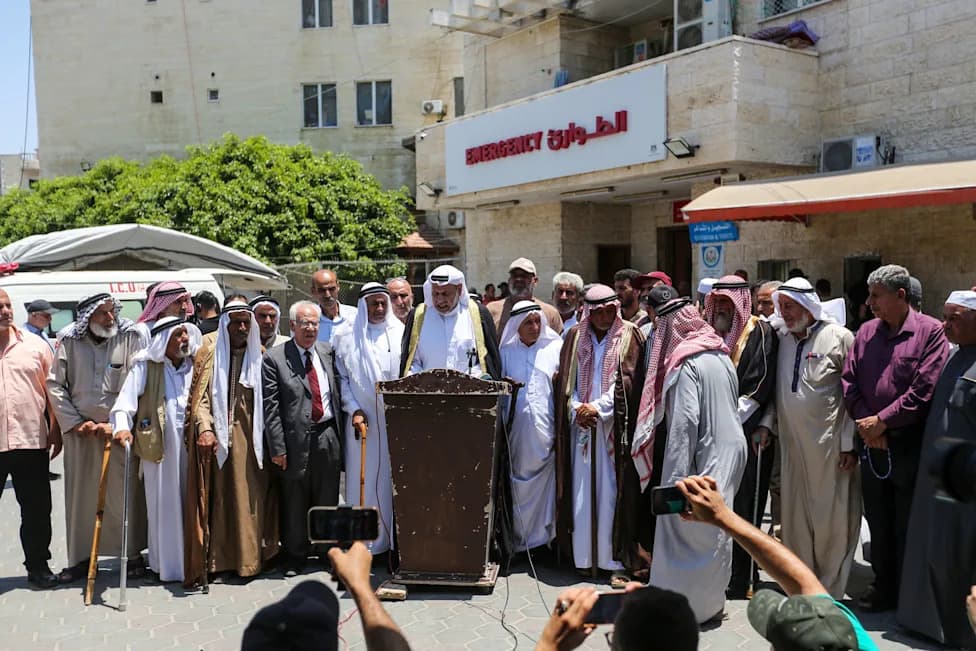 Hamas Tightens Grip on Gaza by Installing Loyalists in Clan Councils and Local Committees