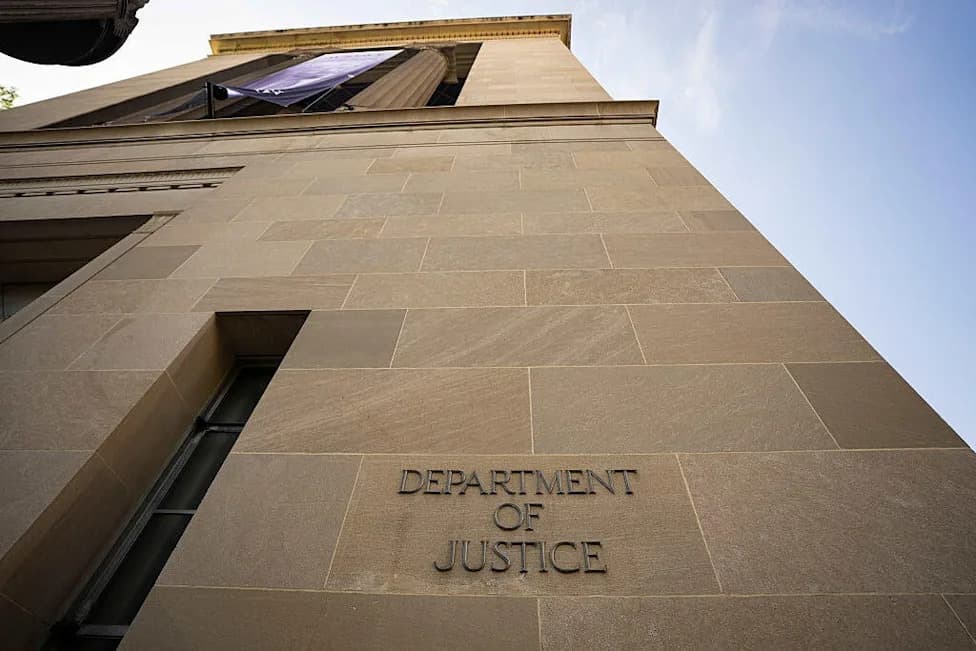 Democrats Open Probe Into DOJ Opinion That Could Make Institutionalization Easier