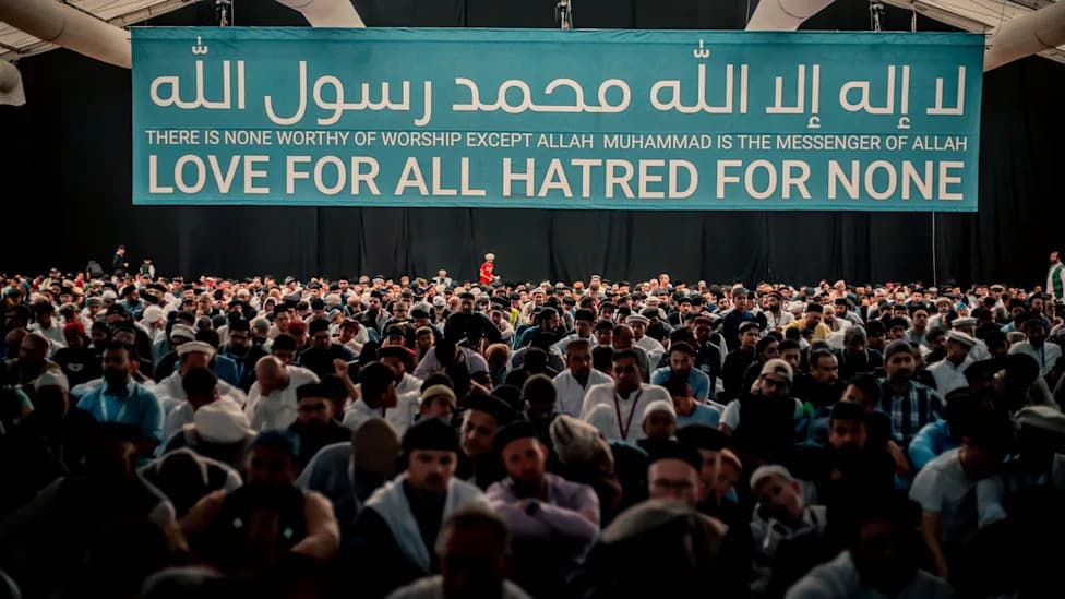Britain’s Biggest Muslim Gathering to Go Ahead in Hampshire After Security Alert