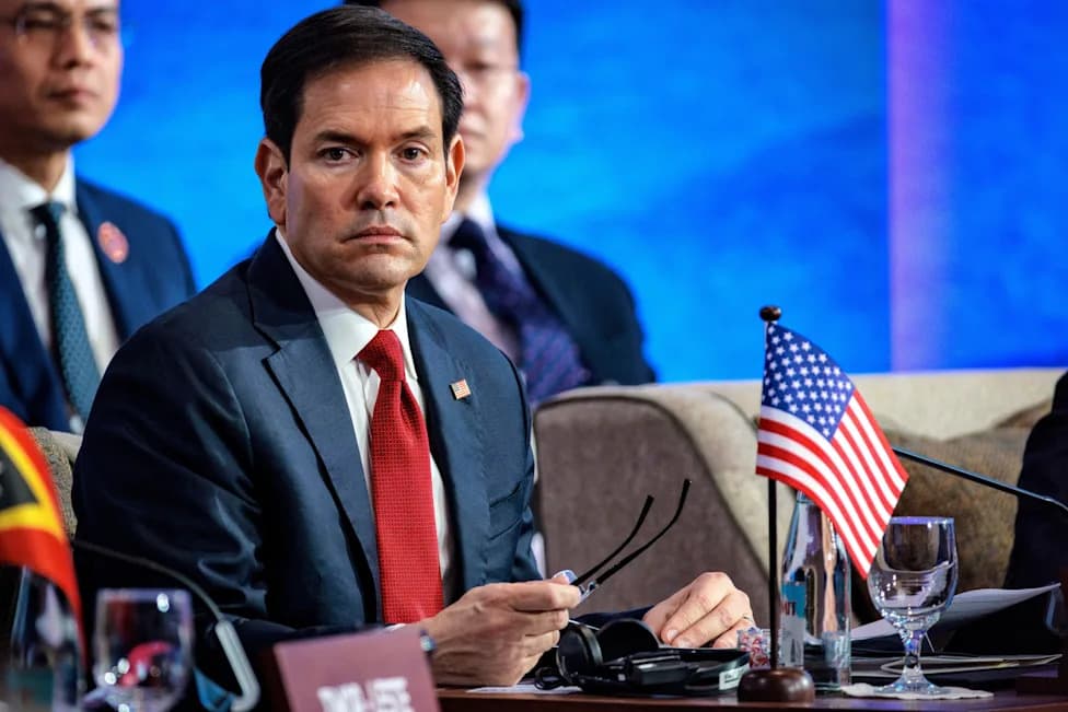 Rubio Seeks to Reopen U.S. Role in Ukraine Peace Talks During Manila Meeting With Russia's Lavrov