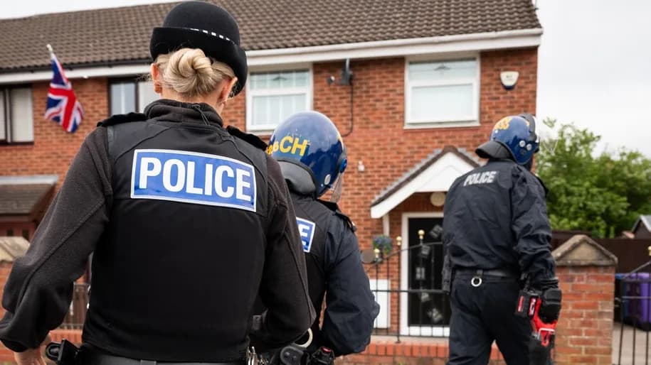 More Than 300 Officers Execute 28 Warrants in Merseyside's Largest Operation Vanguard