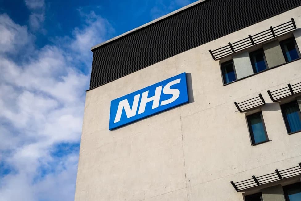 Newcastle NHS Trust Performs UK’s First Spinal Cord Stimulator Implant In An Adolescent — Immediate Pain Relief Reported