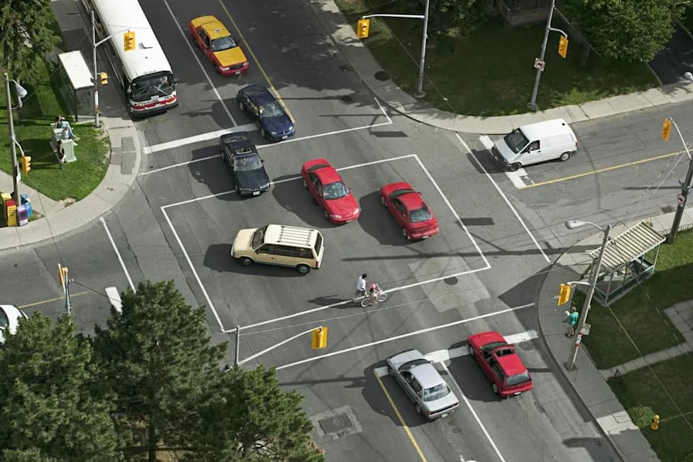 Ban Left Turns At Some Intersections To Save Lives, Cut Congestion And Reduce Fuel Use