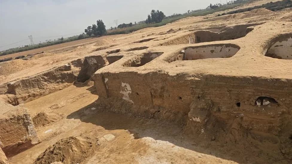Vast 5th‑Century Coptic Monastery Unearthed in Northern Egypt — One of the Largest Known