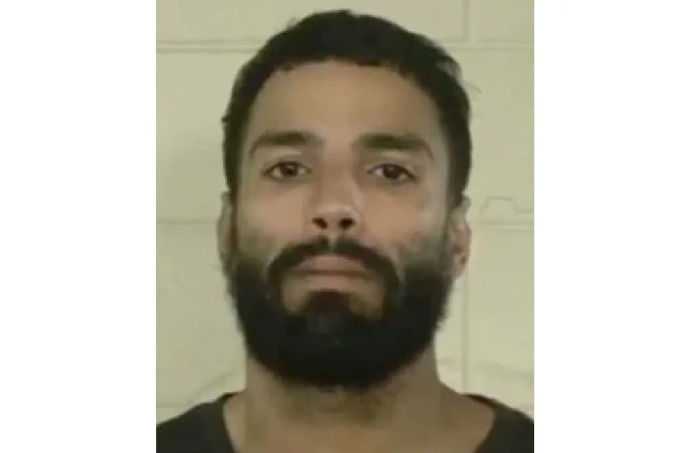 11-Year-Old Flags Down Patrol Car, Says Father Tried to Kill Her — Man Arrested in Georgia