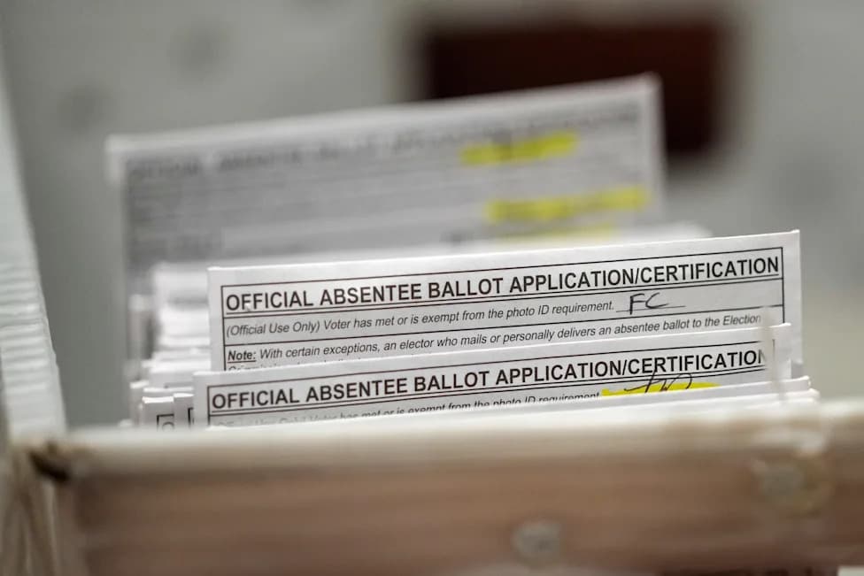 Wisconsin Early Voting Kicks Off as Fractious Democratic Governor Primary Reaches a Tipping Point