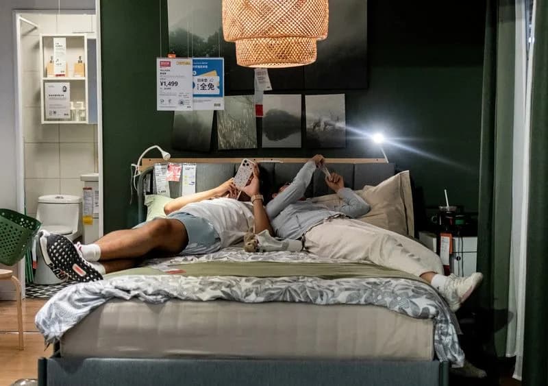 Shared Beds, Shrinking Budgets: How Young Chinese Workers Are Cutting Costs — And Why It Matters
