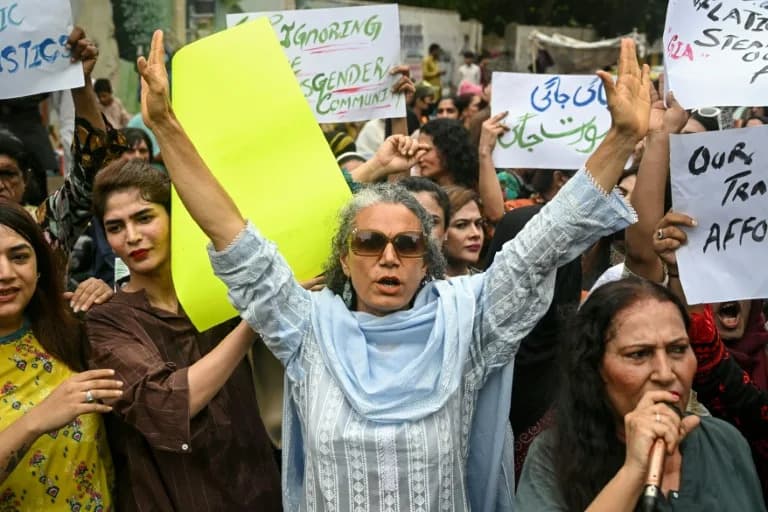 'High Fuel Prices, Empty Plates': Transgender Pakistanis Protest Soaring Costs In Karachi