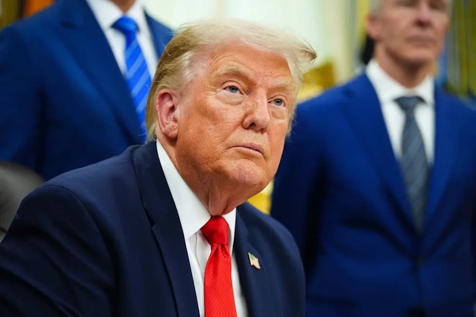 Trump Rages at Supreme Court, Says Rulings on Tariffs and Birthright Citizenship Cost U.S. 'Trillions and Trillions'
