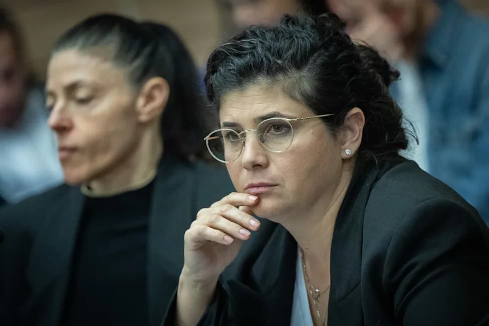 MK Sharren Haskel Summoned by Lahav 433 After Affidavit Alleging Filmed Votes in Rabello Comptroller Case