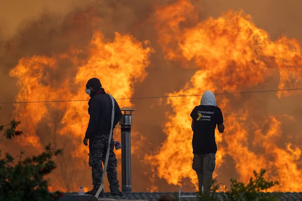 Wildfires Send Thick Smoke Over Athens; Hundreds Rescued As Blazes Rage Across Greece