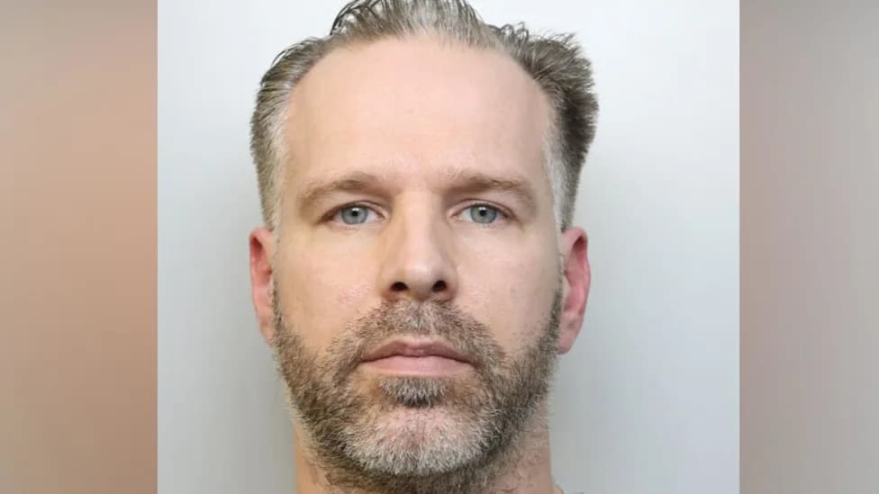Samurai Sword Murder: Dorset Man Jailed 29 Years and 6 Months for 'Cold‑Blooded' Killing of Ex’s Partner