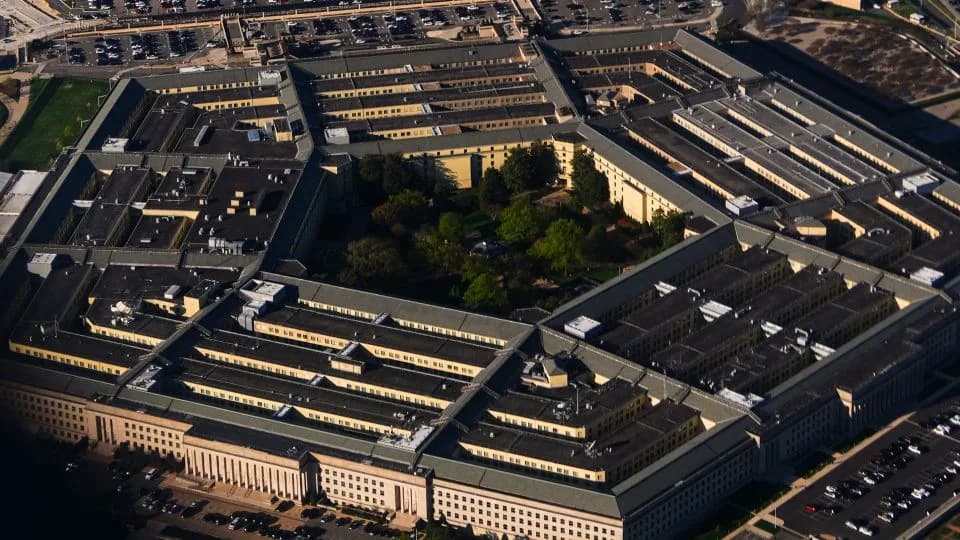Exclusive: CENTCOM Crowdsources 'Creative and Unconventional' Ways to Pressure Iran as Air Campaign Stalls
