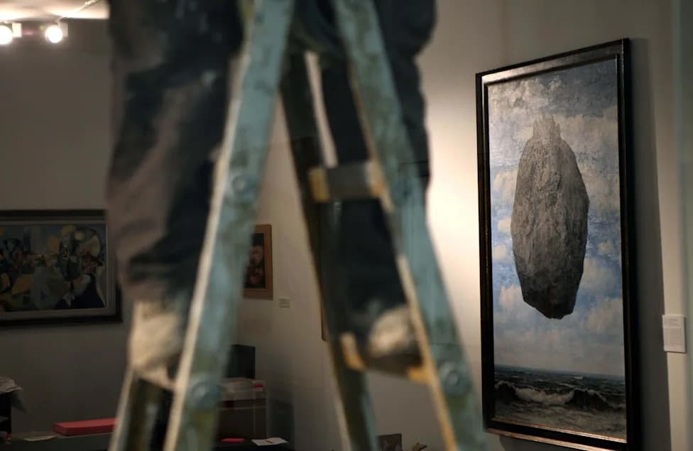 Anonymous Belgian Lends Rare Magritte Study During Restoration of 'The Castle of the Pyrenees'