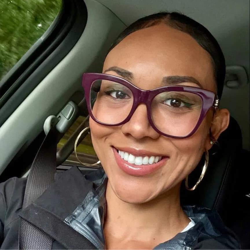 Alaska Surrogate Refuses Abortion After Baby Diagnosed With Severe Heart Defect — Legal Fight Over Postnatal Care