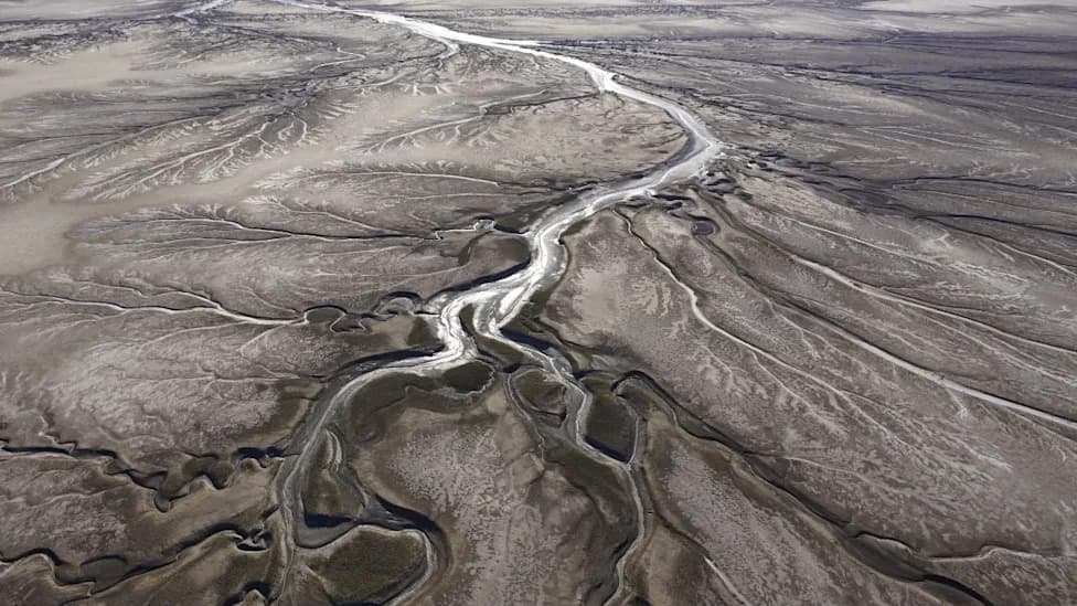 The World Is Running Out of River Sand — A Global Crisis for Construction and Rivers