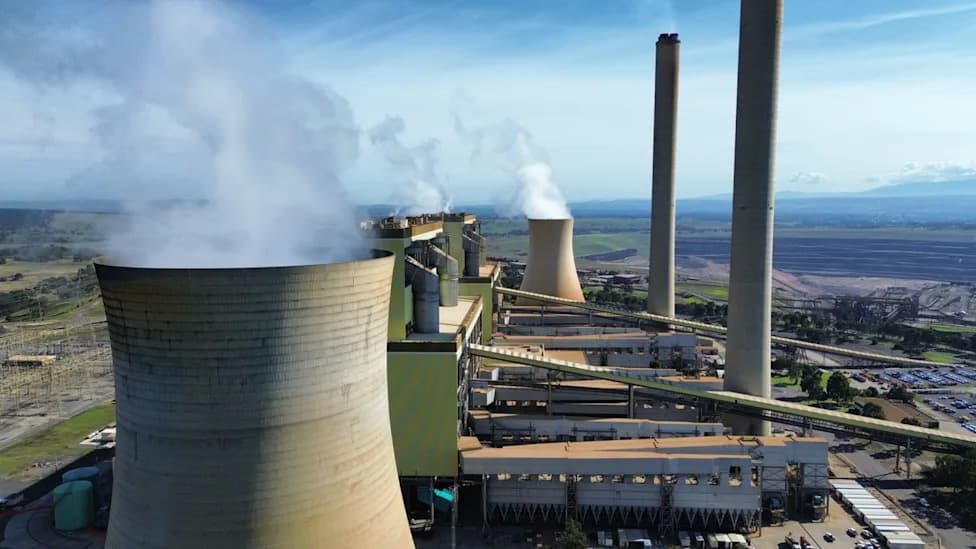 AU$16.3 Billion To Fossil Fuels In 2025–26 — Critics Say Subsidies Are Slowing Australia’s Clean-Energy Shift